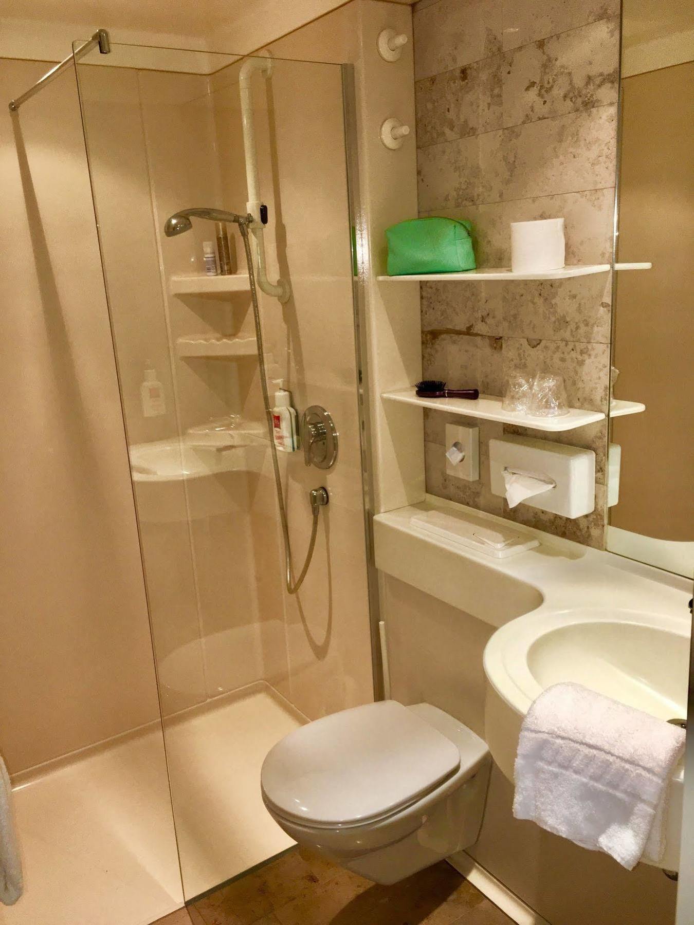 ไอบิส เบอร์ลิน นอยเคอลิน Hotel ภายนอก รูปภาพ